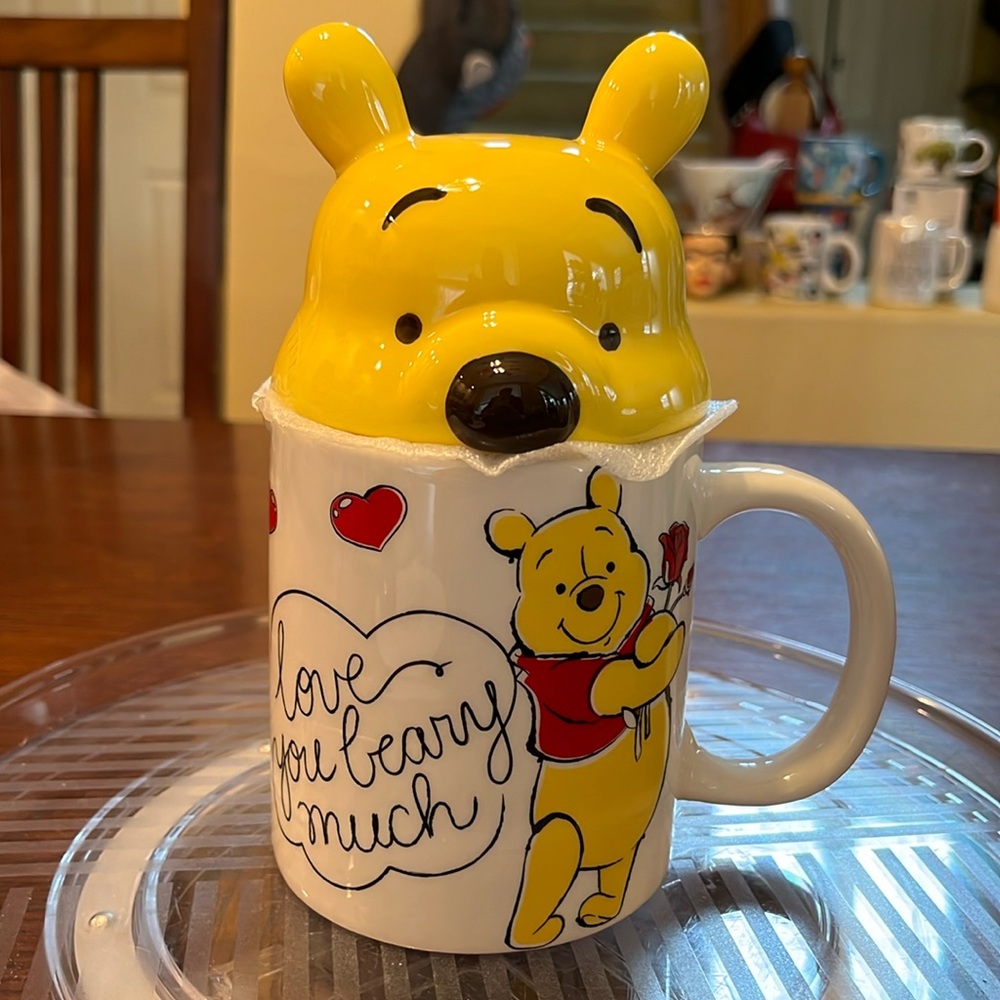 Winnie the Pooh, Disney mug with topper